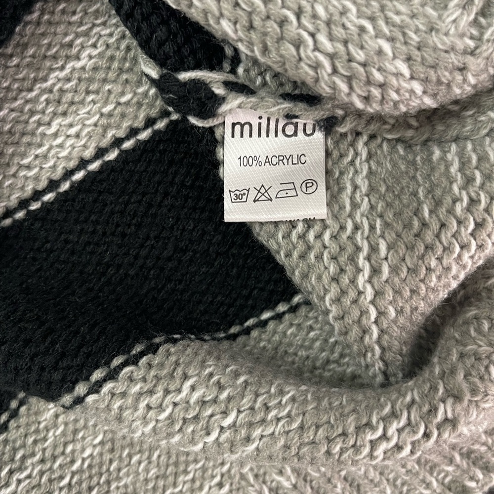 LF Millau Chunky Knit Oversized Hoodie/Sweater - Picture 10 of 11